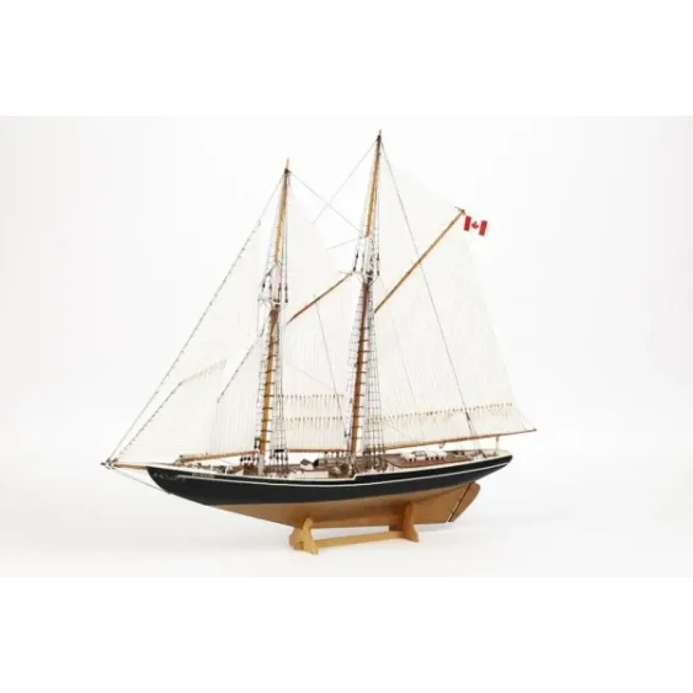 Billing Boats 1:100 Bluenose II - Wooden Hull