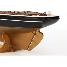 Billing Boats 1:100 Bluenose II - Wooden Hull