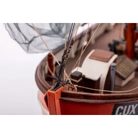 Billing Boats 1:33 CUX 87 (Krabbenkutter) - Wooden Hull