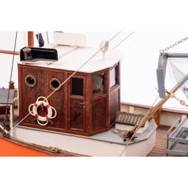 Billing Boats 1:33 CUX 87 (Krabbenkutter) - Wooden Hull
