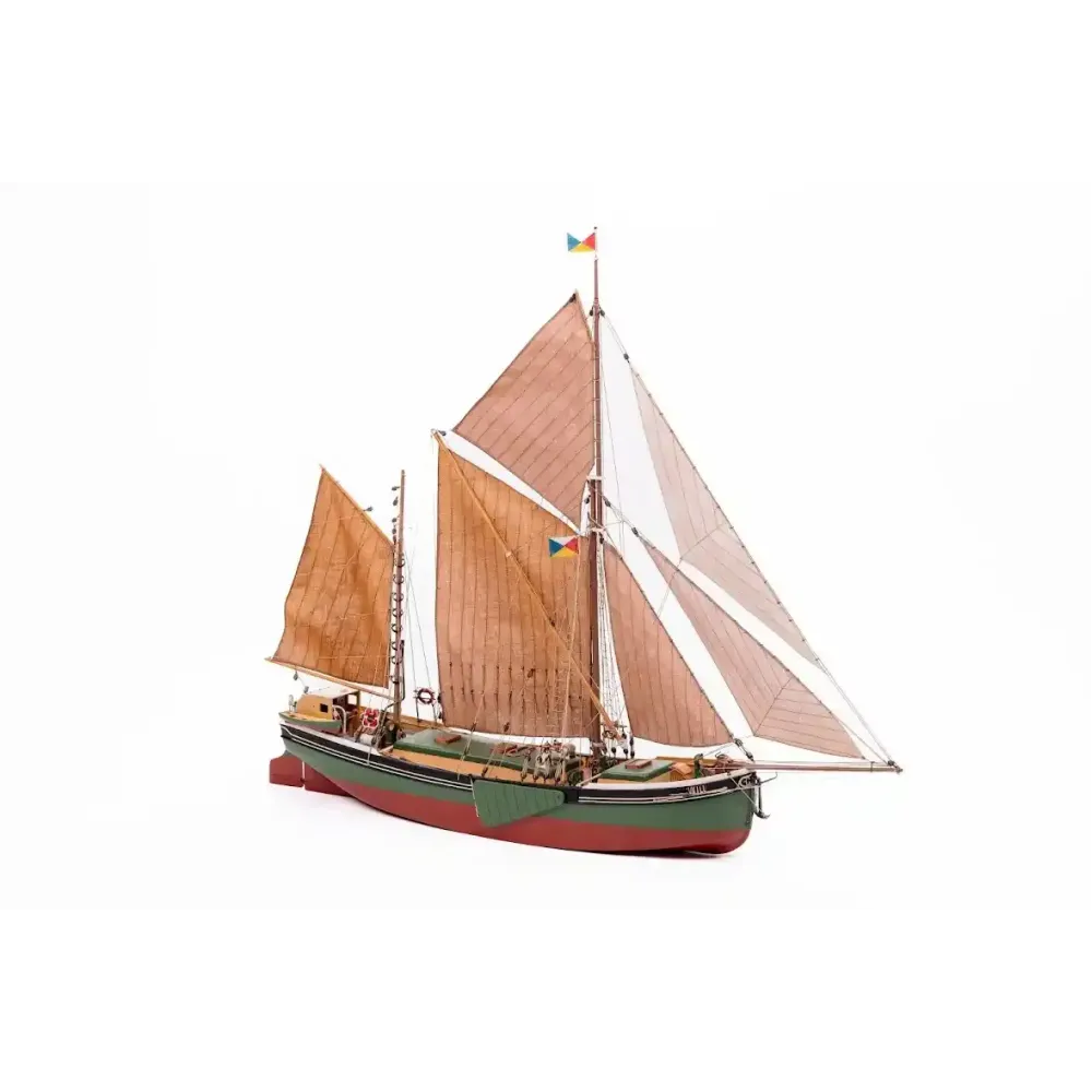 Billing Boats 1:67 Will Everard - Wooden Hull