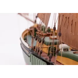 Billing Boats 1:67 Will Everard - Wooden Hull