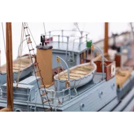 Billing Boats 1:72 ST. Roch - Wooden Hull
