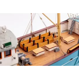 Billing Boats Nordkap 476 1:50 - Wooden Hull