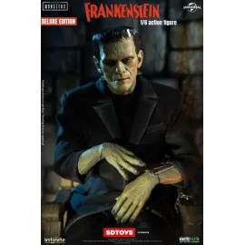 Frankenstein's Monster 1/6 Action Figure Deluxe Edition